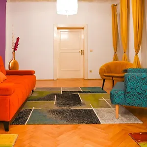  Apartment Breathtaking Mozart