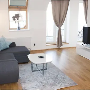 Wolkenresidenz L Dg1'12 Wien