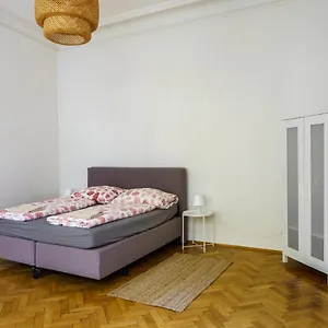 Vienna Living Apartments - Sensengasse Apartment
