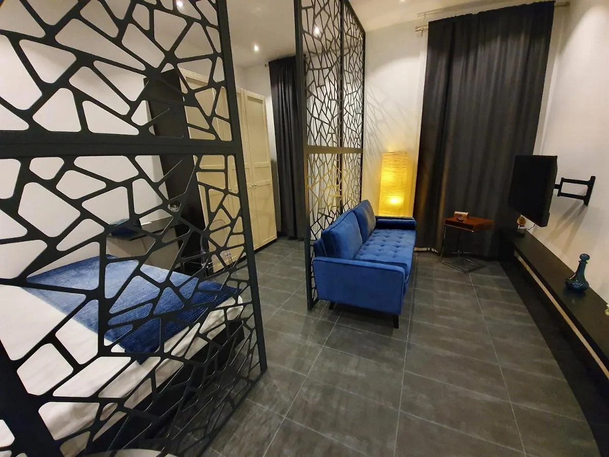 Design Apartment Favoritenstrasse Vienna Austria
