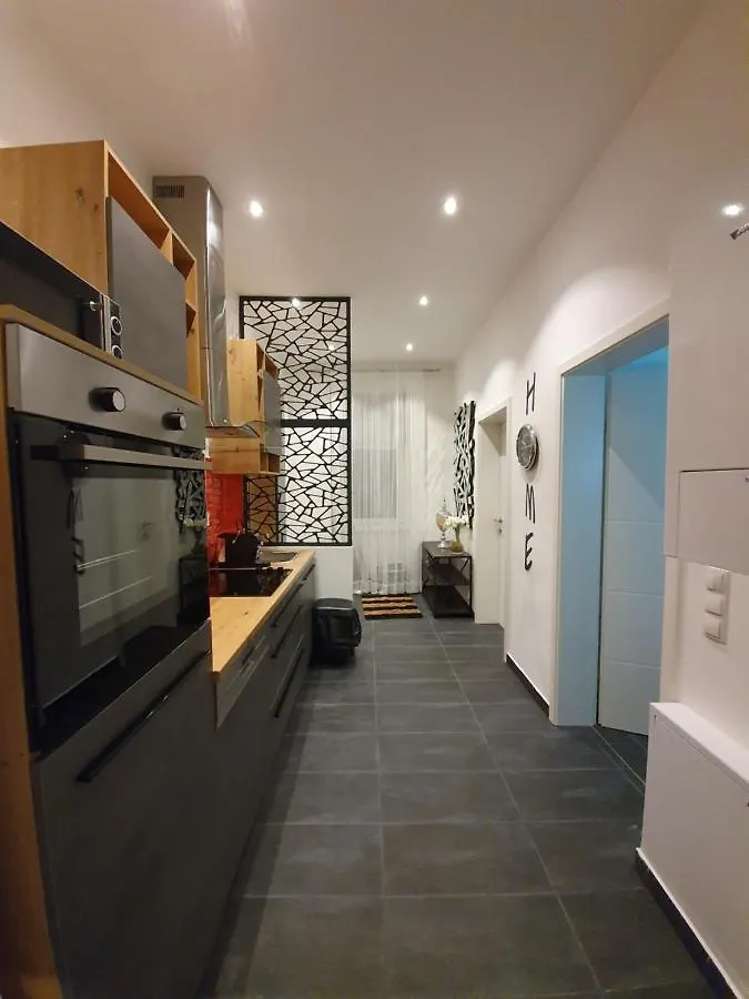 Design Apartment Favoritenstrasse Vienna Austria